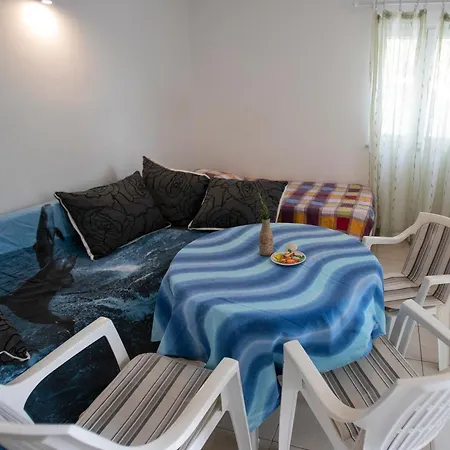 Apartment Kadulja