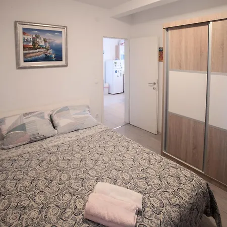 Kadulja Apartment
